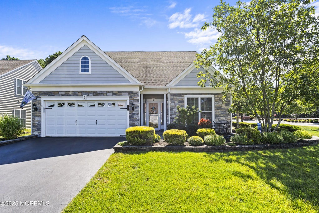 2 Chalfont Lane, Manchester