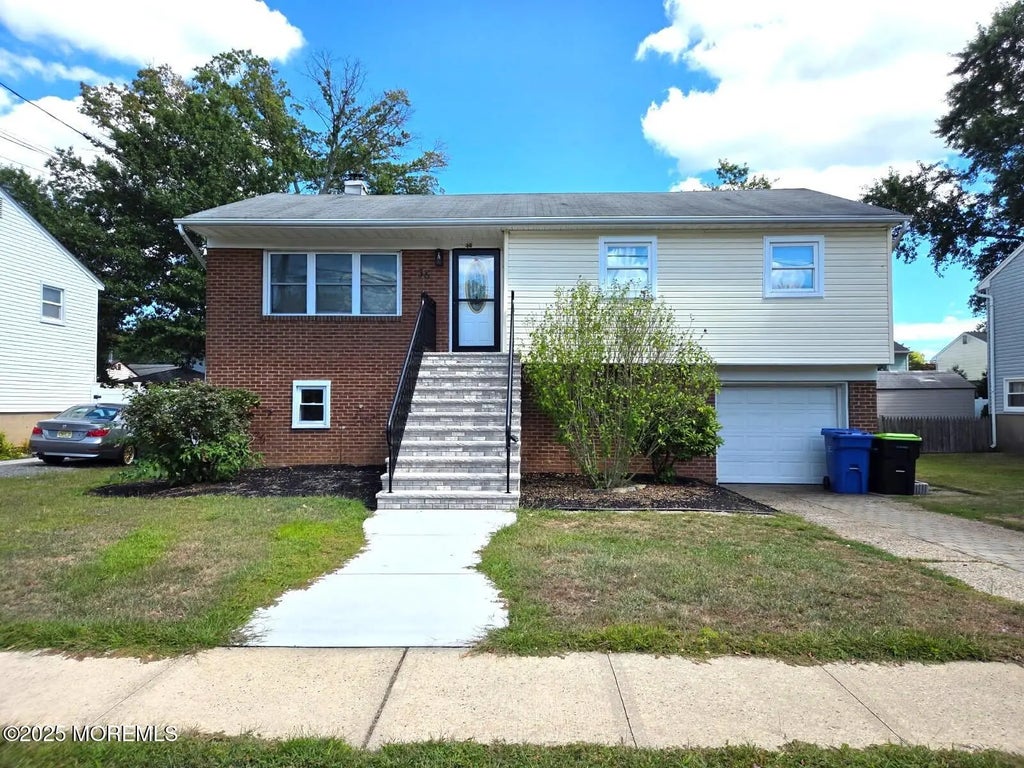 36 Diane Avenue, Old Bridge