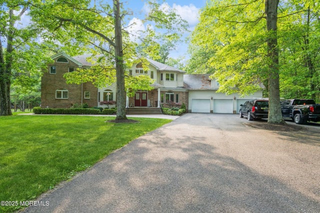 5 Ramapo Court, Colts Neck