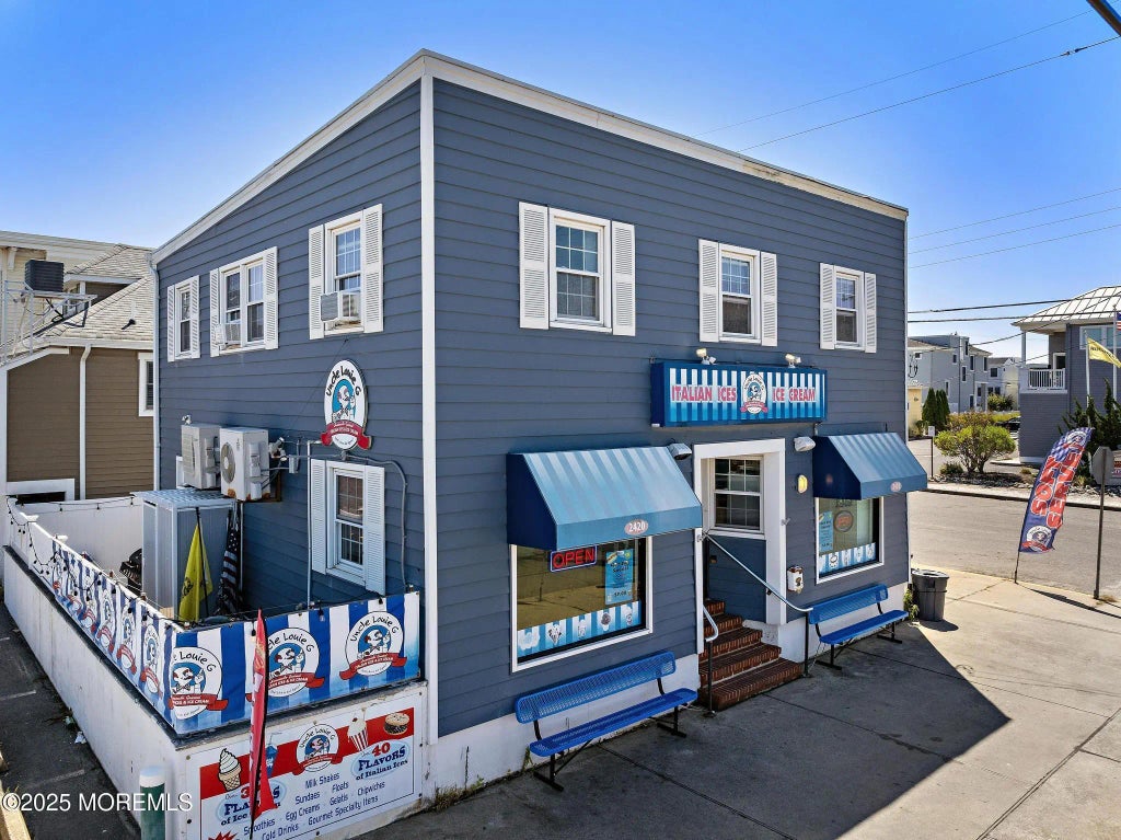 2420 Long Beach Boulevard, Ship Bottom