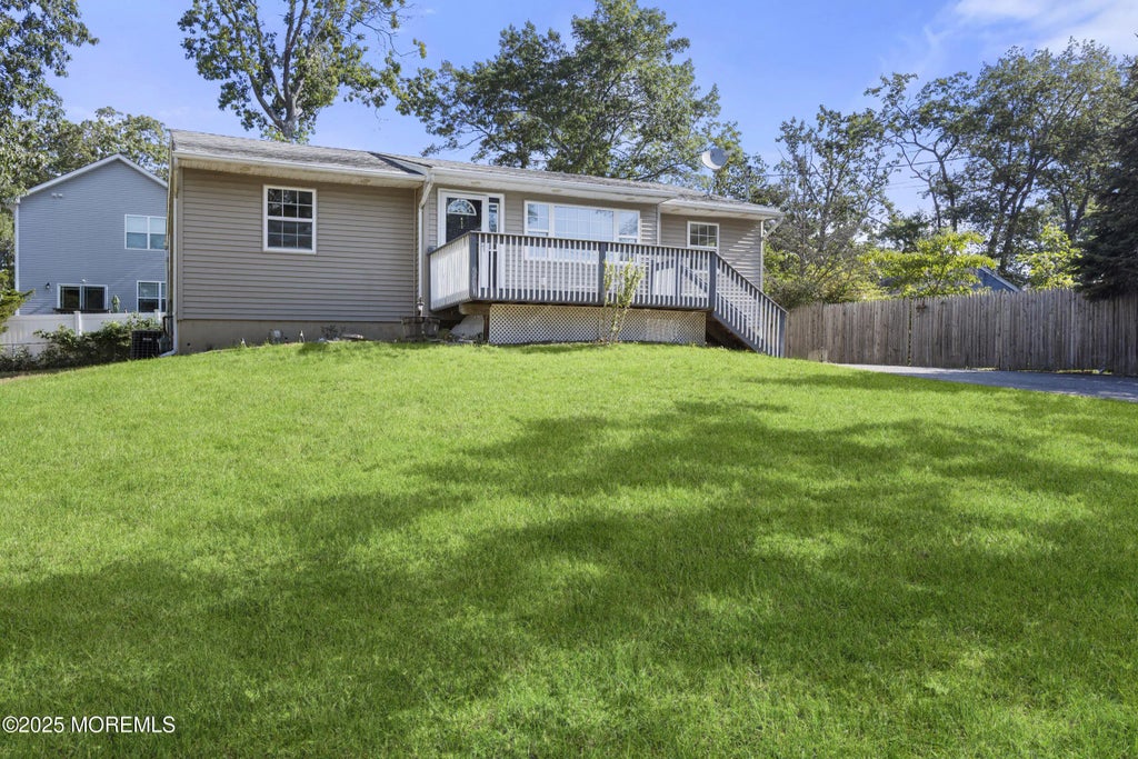 822 Tappan Street, Forked River