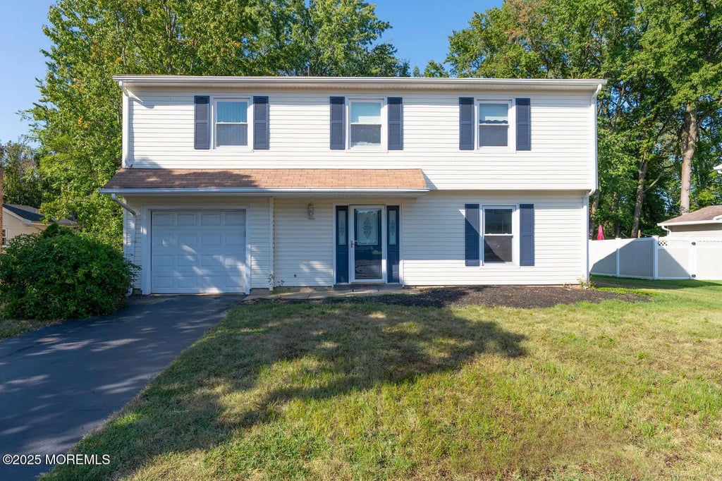 16 Moak Drive, Hazlet