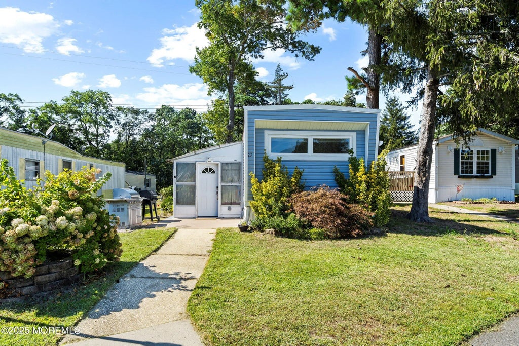 23 Circle, Manchester