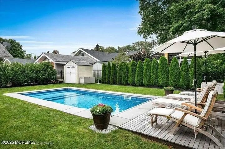 2123 Edgewood Place, Spring Lake