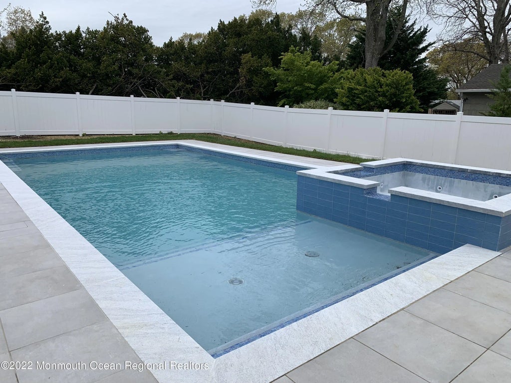 46 Heath Avenue, Oakhurst