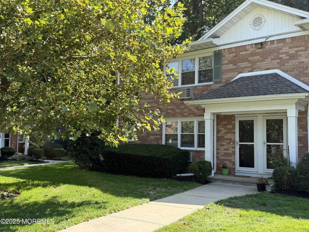 96 East Avenue 75, Atlantic Highlands