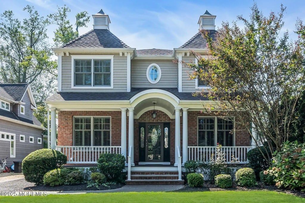 12 Forrest Avenue, Rumson