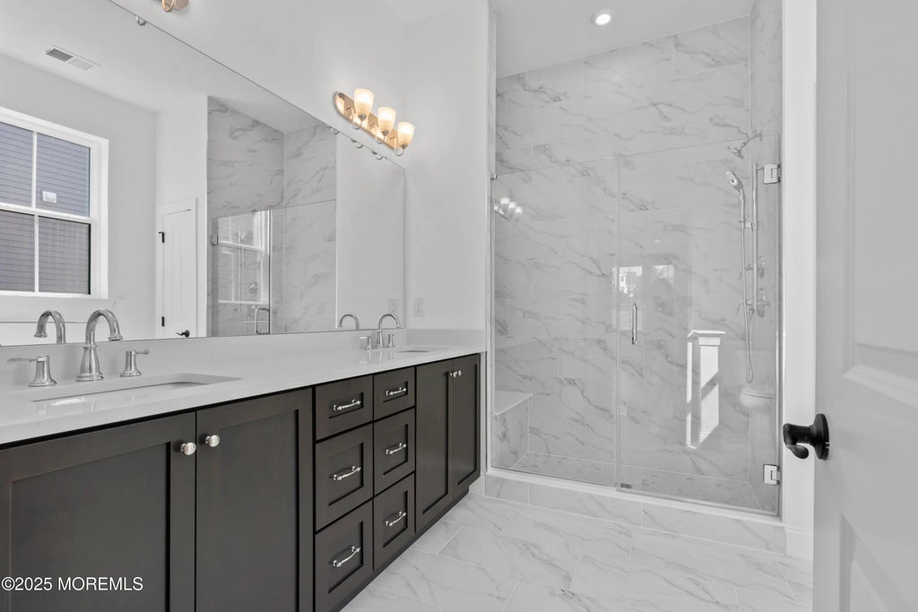 38 Sofia Drive, Manalapan