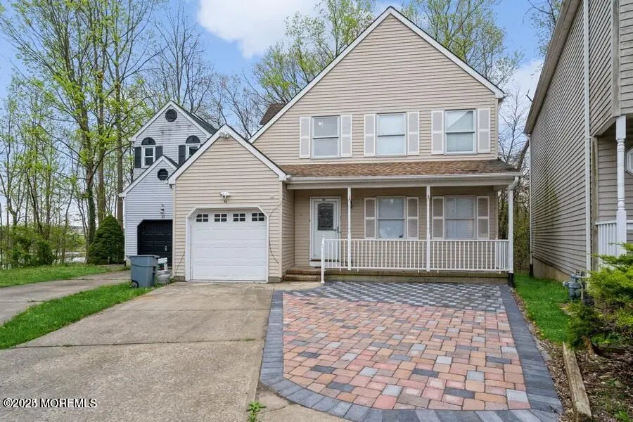 34 Oak Knoll Drive, Matawan
