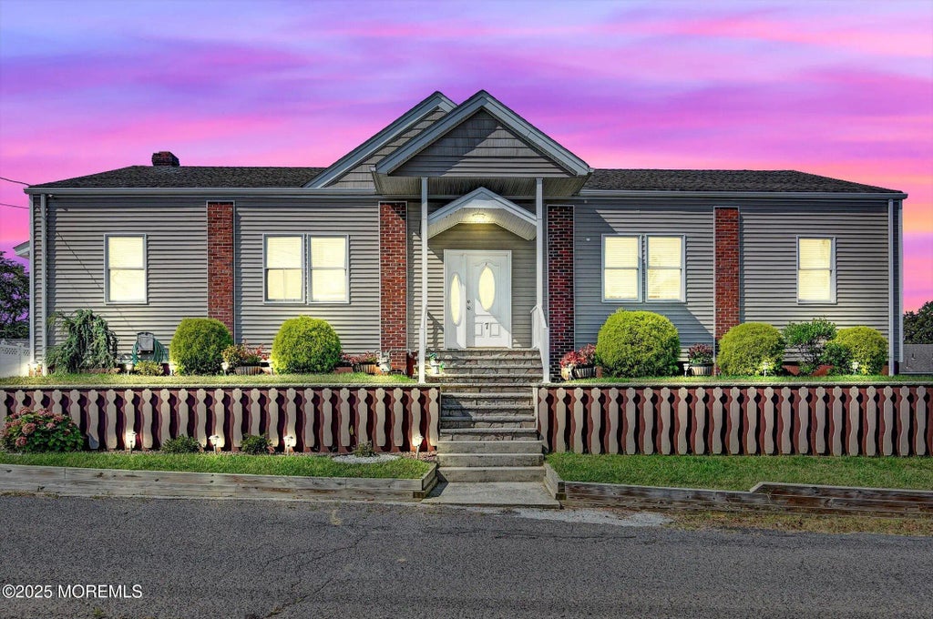 7 John Street, Sayreville