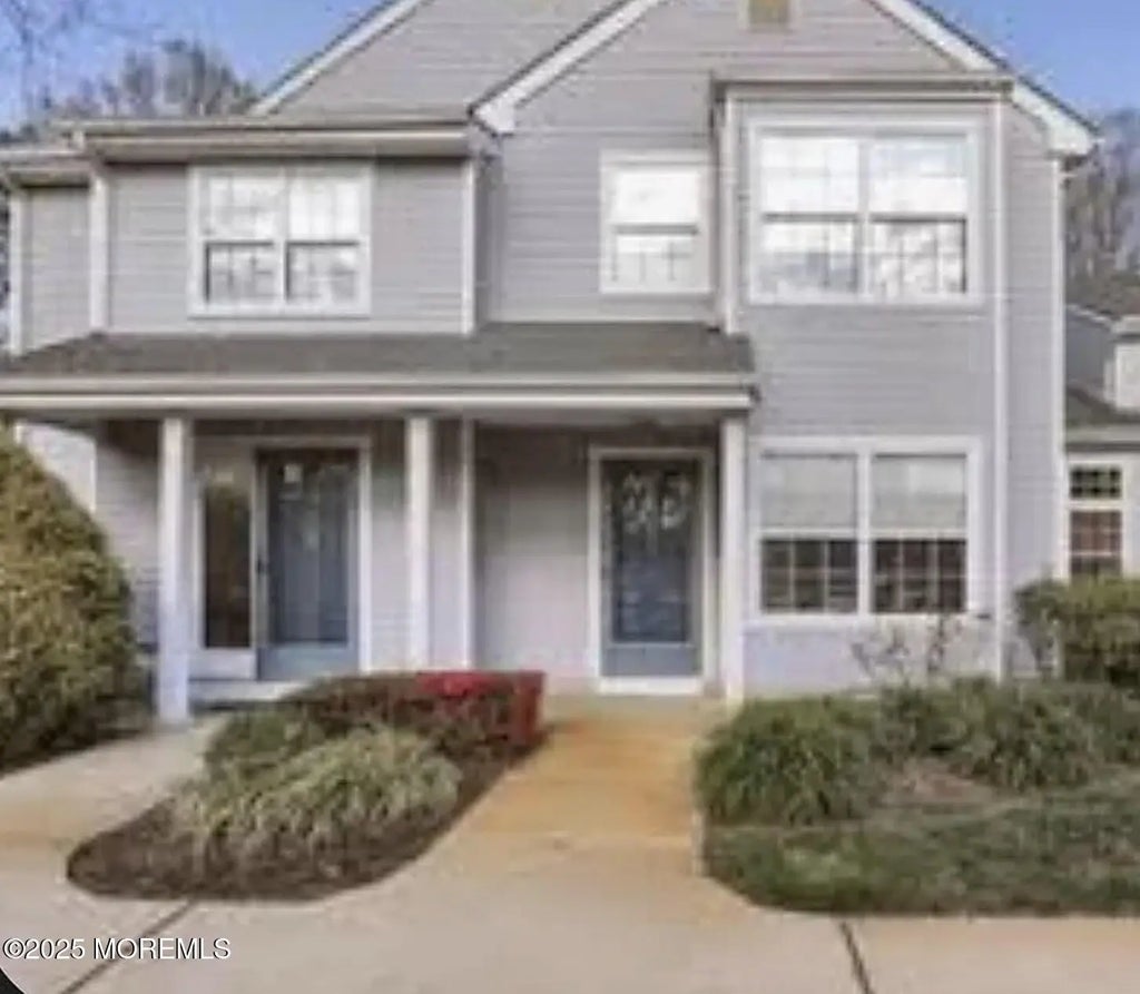 401 Hampton Court, Manalapan