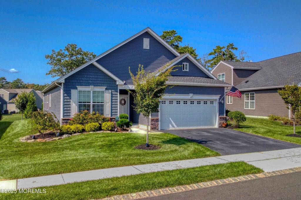 112 Edenton Drive, Barnegat