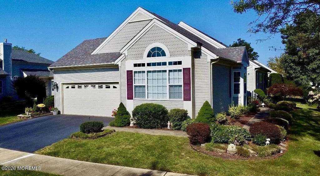 14 Gascony Circle, Manchester