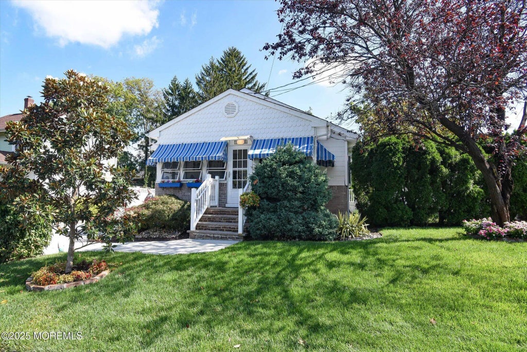 16 Cheesequake Road, Sayreville