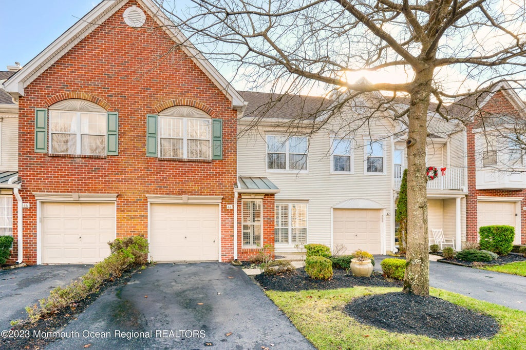 44 Charles Court, Ocean Twp