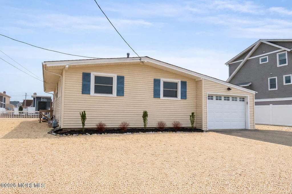 825 Leeward Drive, Forked River