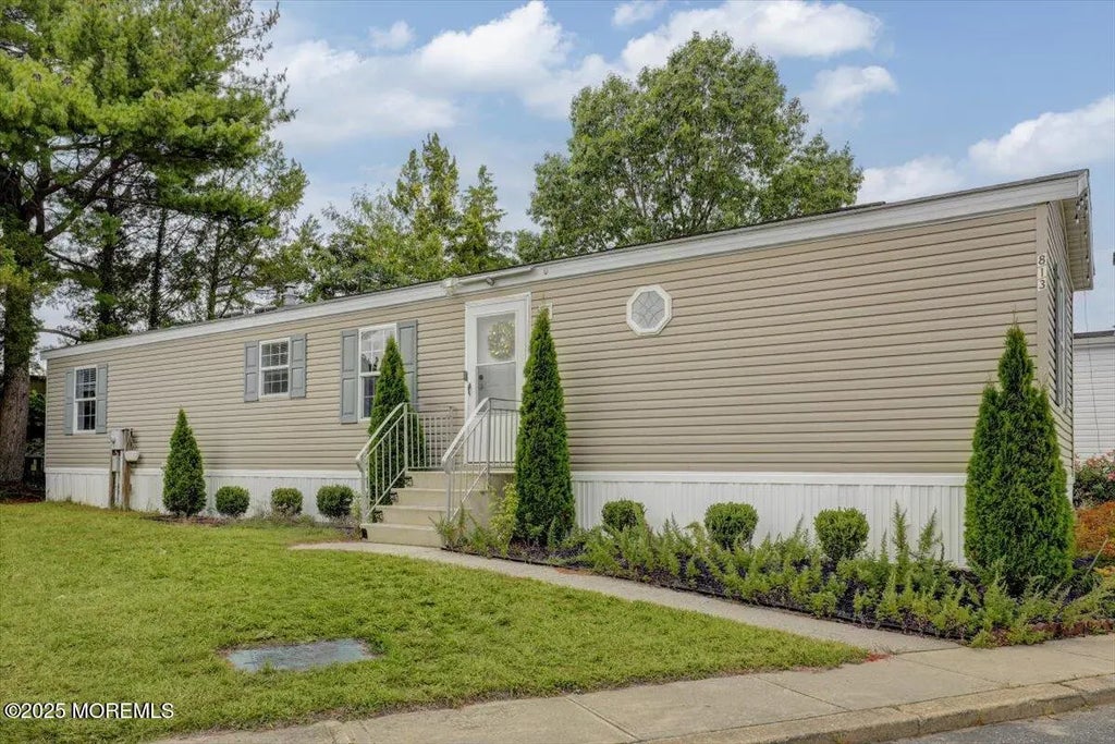 813 North Street, Jackson