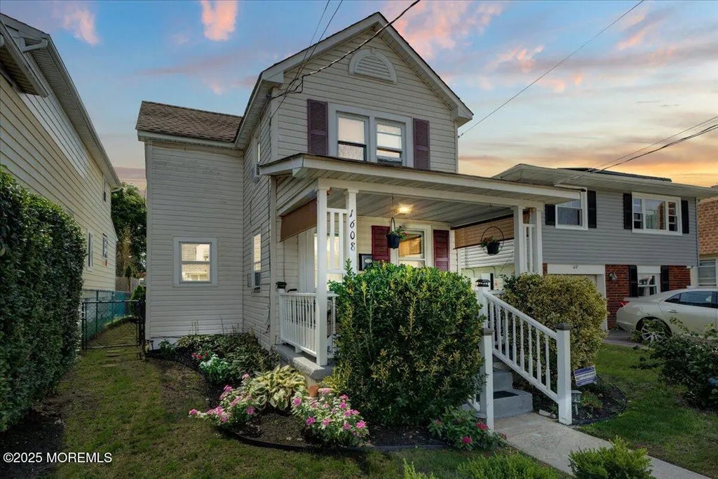 1608 Heck Avenue, Neptune Township