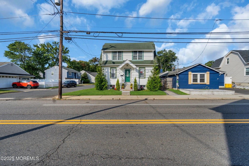 1319 Union Avenue, Union Beach