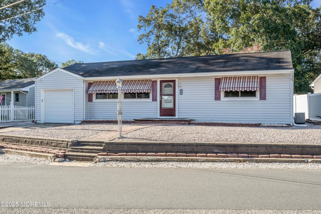 613 Twin River Drive, Forked River