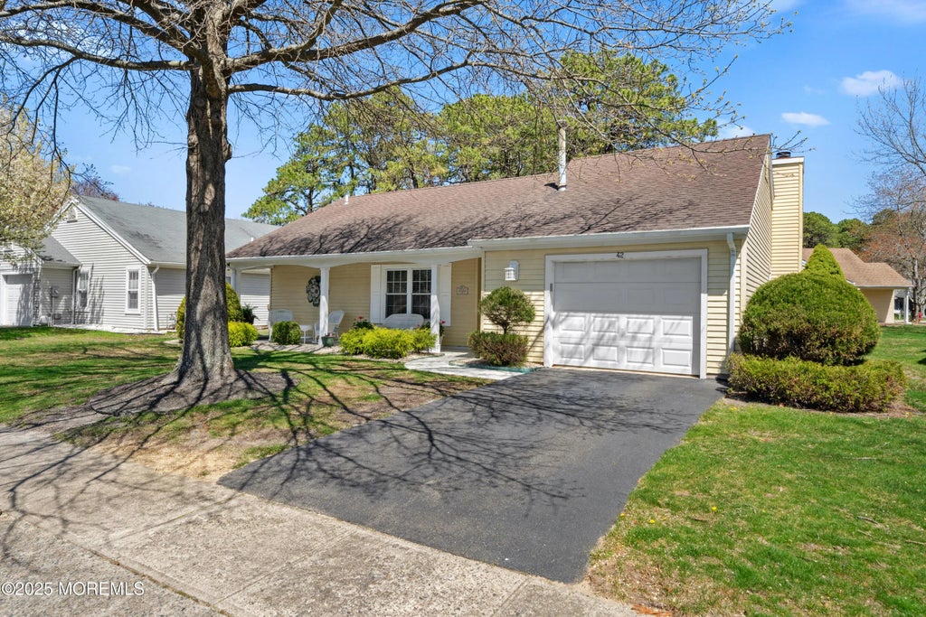 42 Canterbury Drive, Forked River