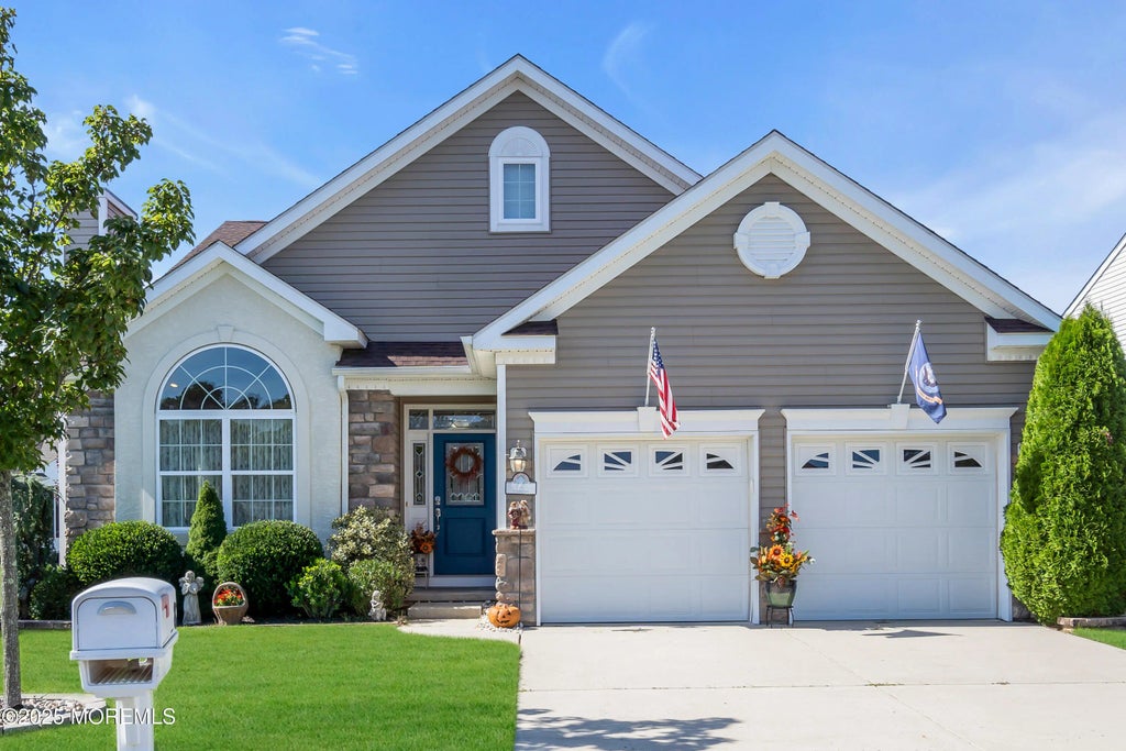 8 Ventnor Court, Waretown