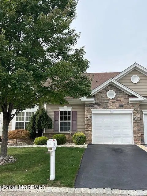 35 Timber Hill Drive, Monroe