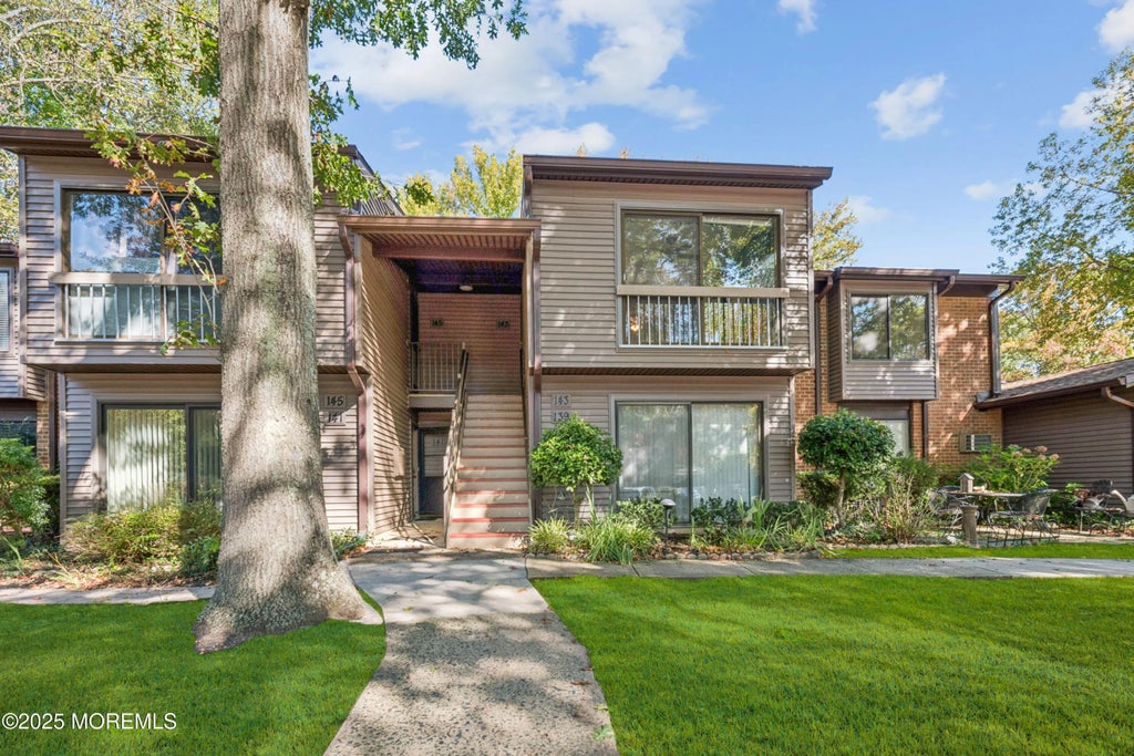 143 Lexington Court, Red Bank