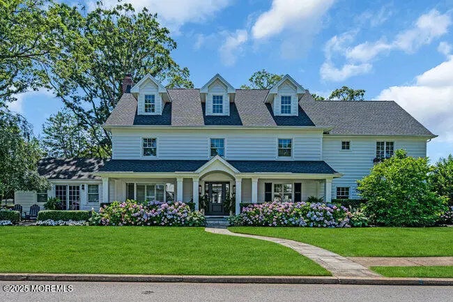 12 Red Oak Drive, Spring Lake