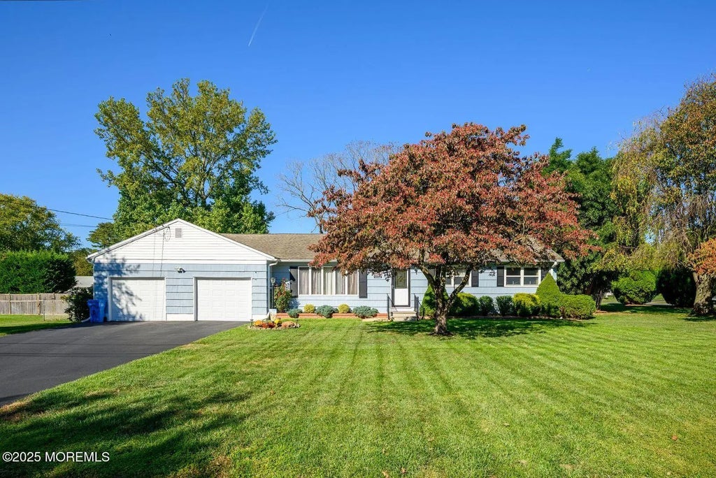 22 Kenmore Road, Freehold