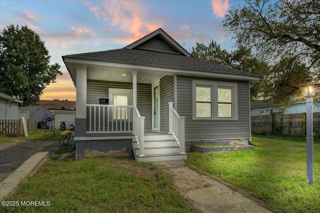 113 Leonard Avenue, Neptune Township