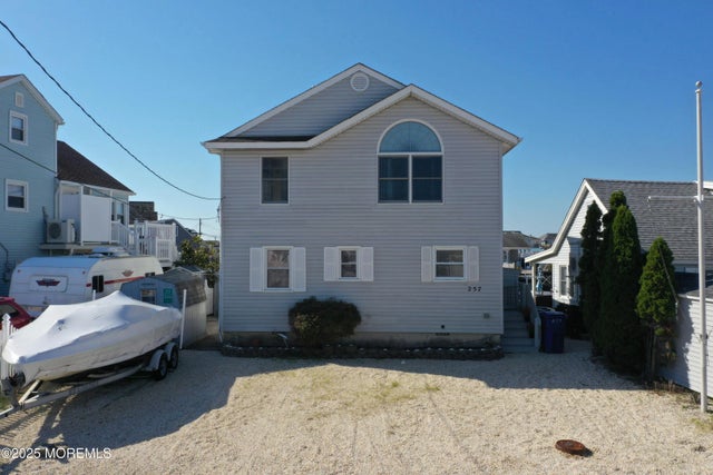 257 Strickland Boulevard, Lavallette