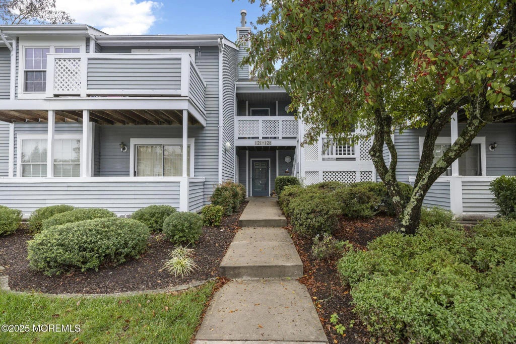 126 Cypress Court, Howell