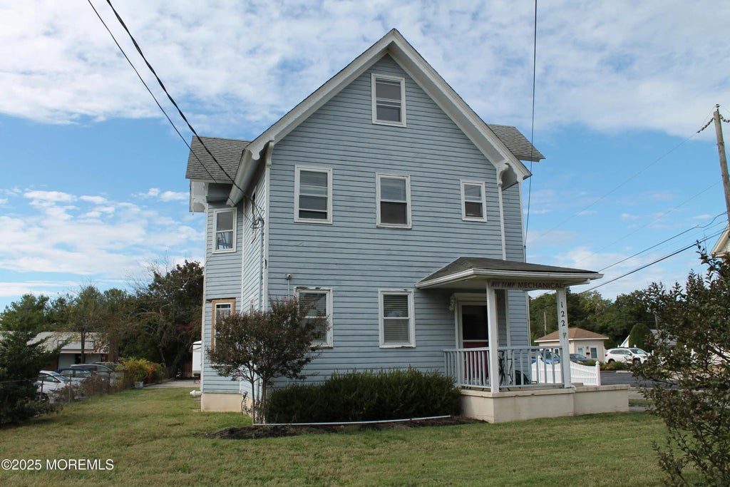 122 N Main Street, Forked River