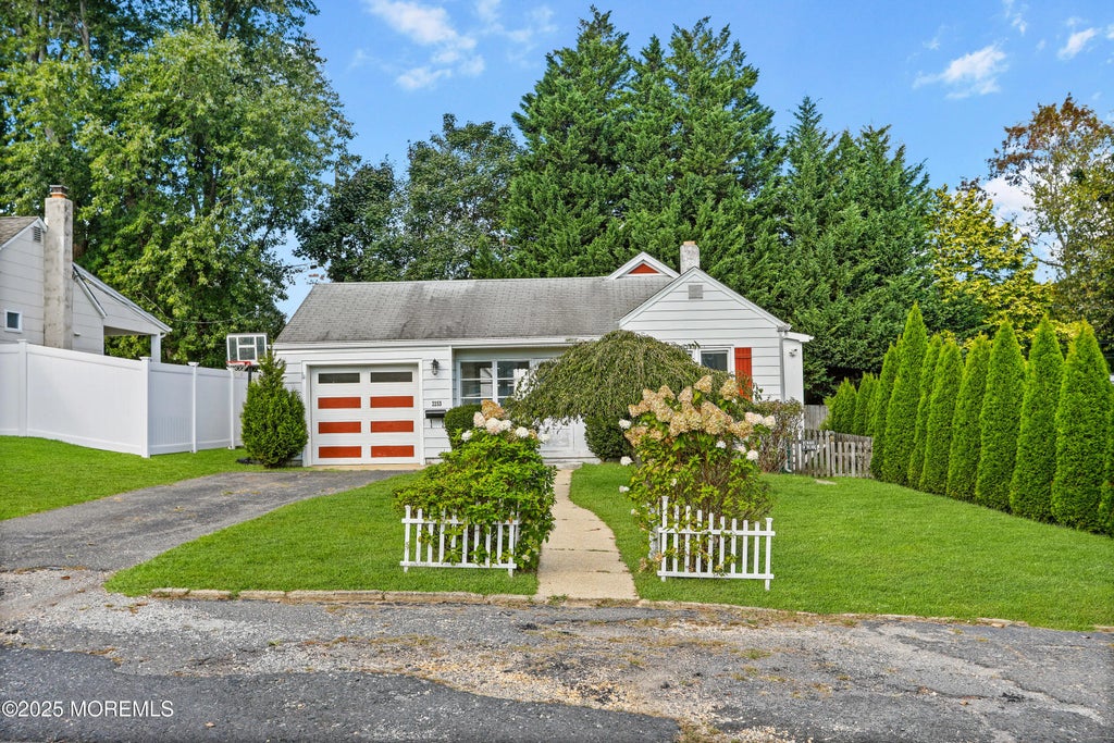 2253 Wagner Lane, Manasquan