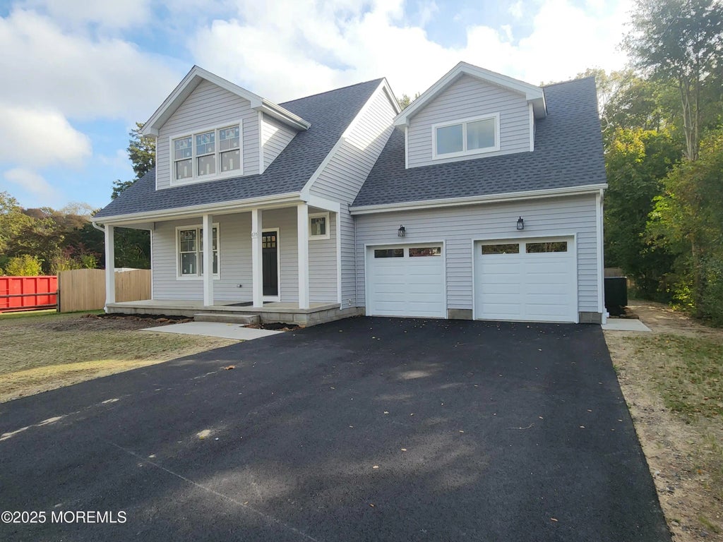 635 E Bay Avenue, Barnegat