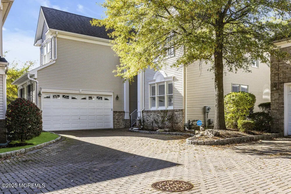 4 Isabella Court, Atlantic Highlands