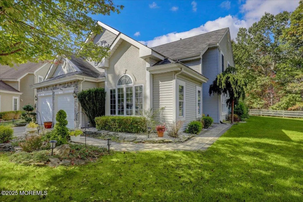 10 Sunningdale Court, Jackson