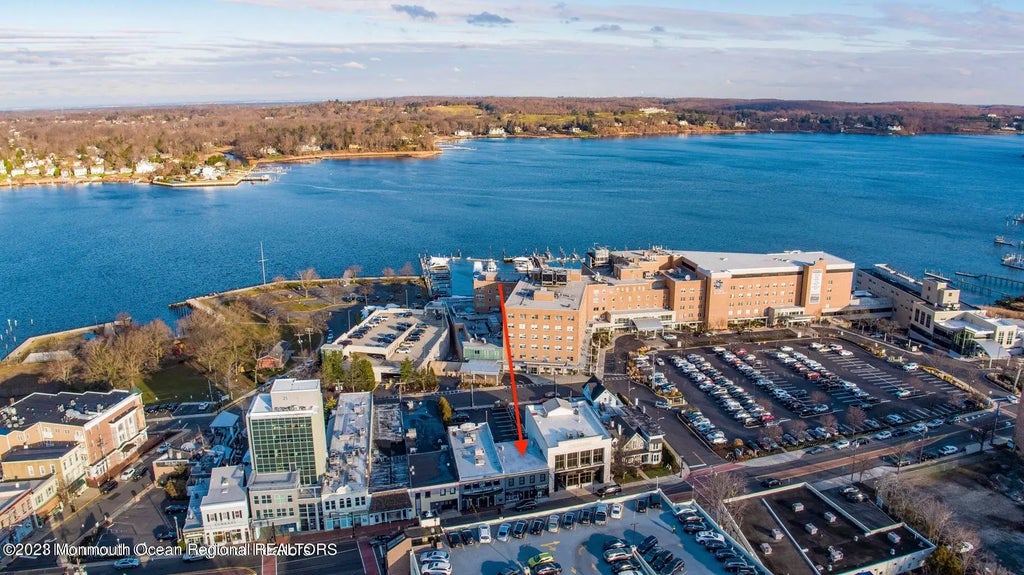 37 E Front Street B, Red Bank