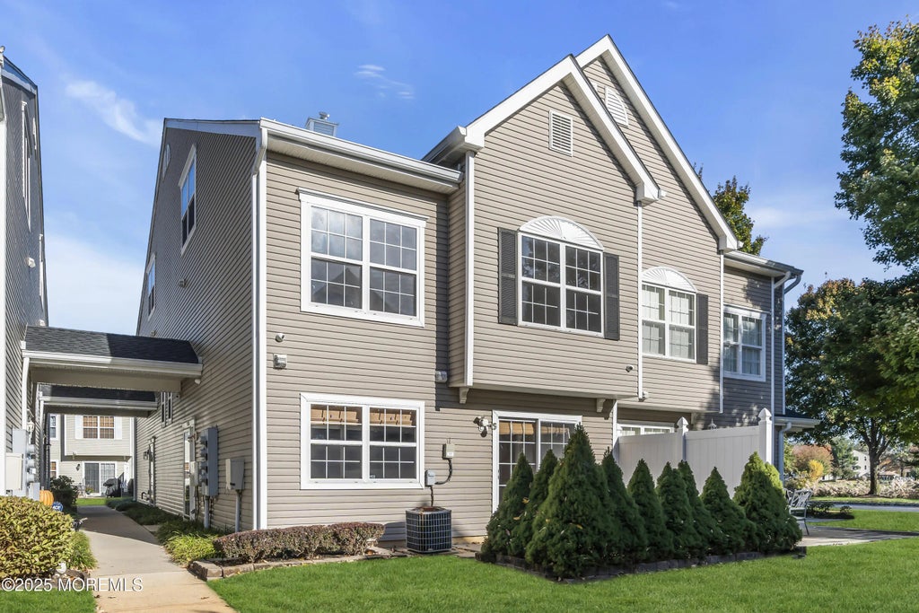 158 Dorado Beach Court, Howell