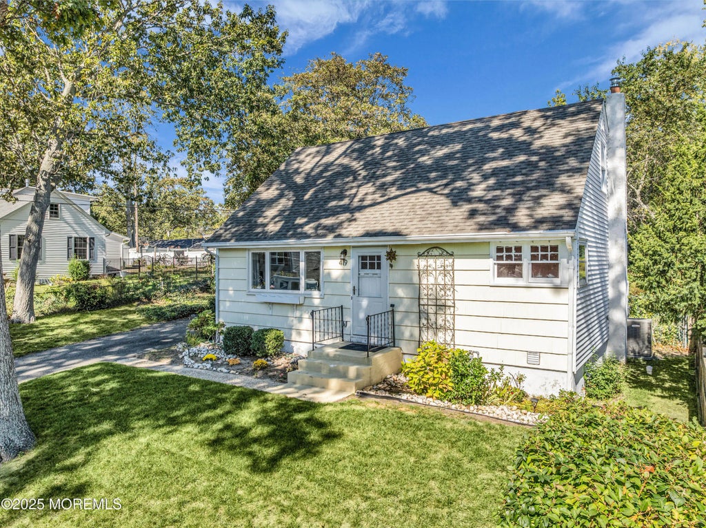 419 Prospect Avenue, Neptune Township