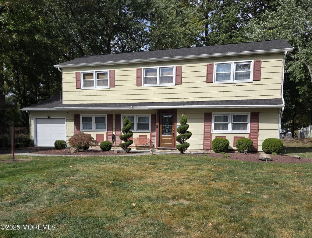 89 Old Queens Boulevard, Englishtown