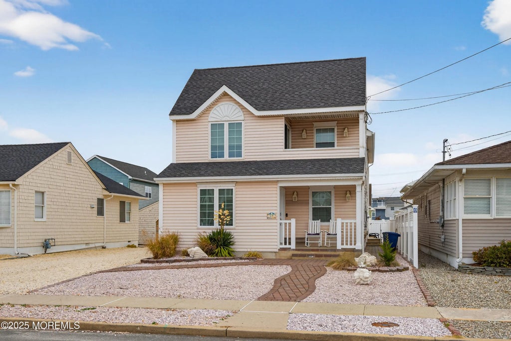 A19 Haddonfield Avenue, Lavallette