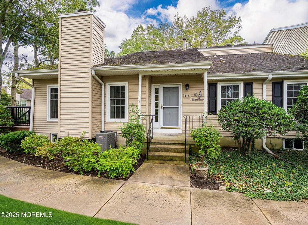 41 Poplar Court C, Brielle