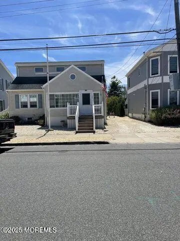 102 Brown Avenue, Lavallette
