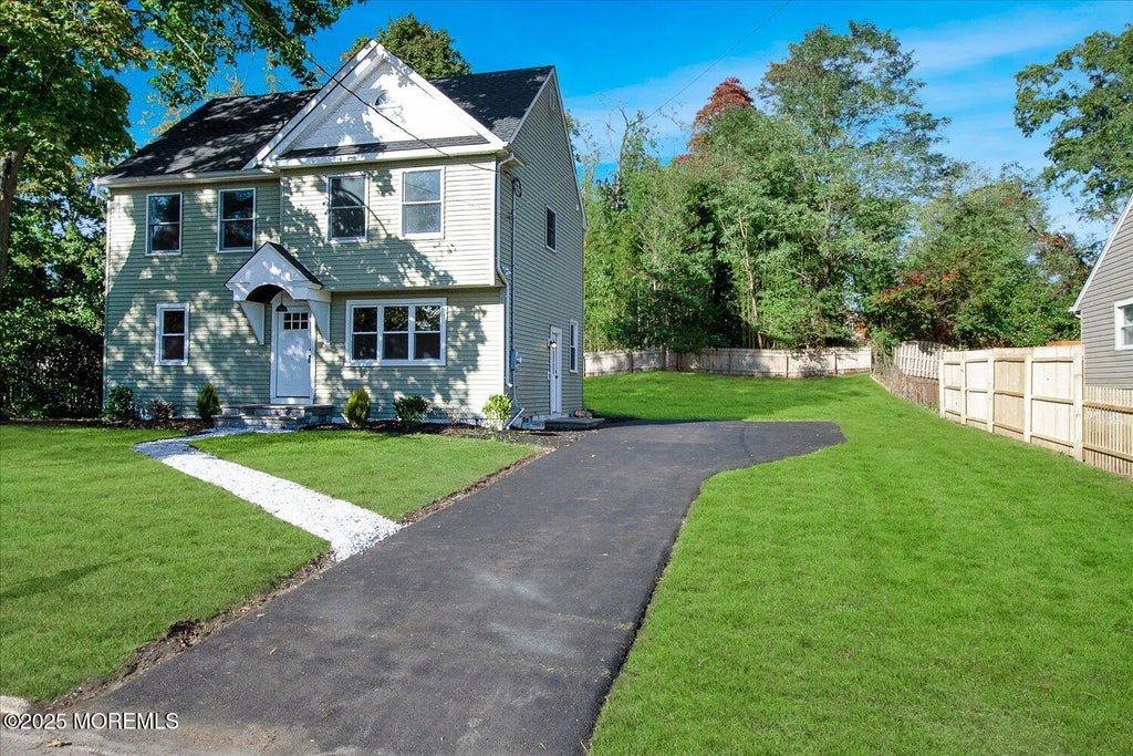 11 Elm Drive, Neptune Township