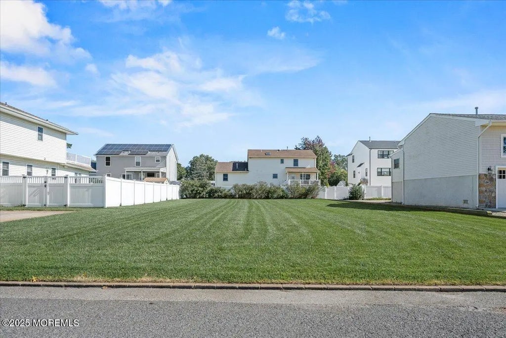 95 Seagoin Road, Brick