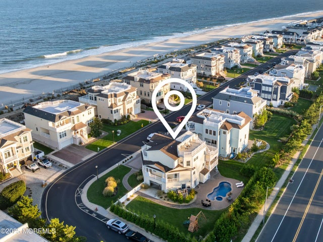 2 Tradewinds Lane, Sea Bright