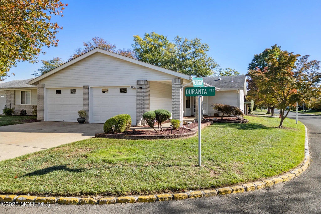 375 Duranta Plz 375c, Monroe