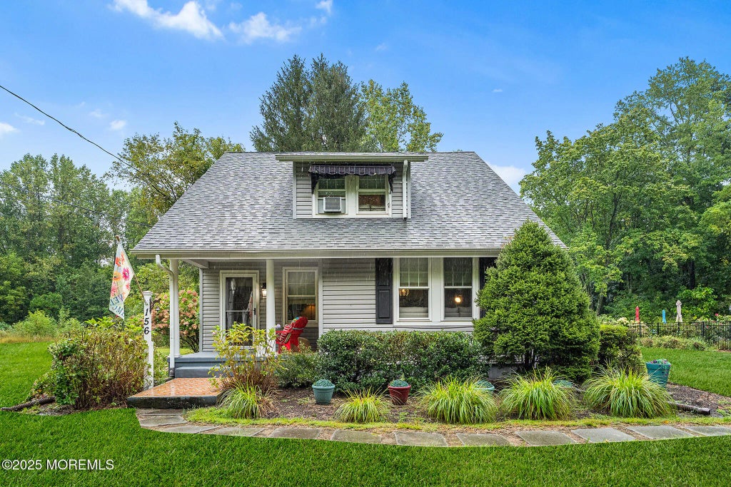 156 Old Tavern Road, Howell